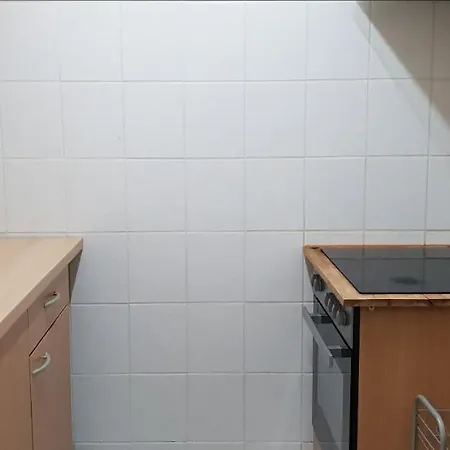 Flats-4u - Cosy, Quiet & Clean In The *