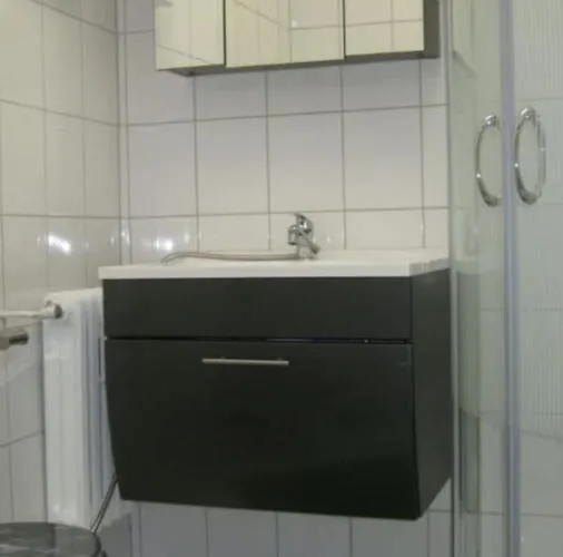 Flats-4u - Cosy, Quiet & Clean In The