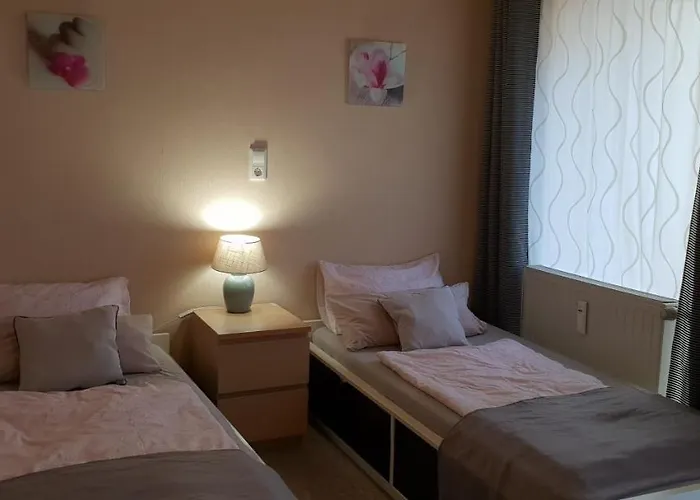 Flats-4u - Cosy, Quiet & Clean In The *