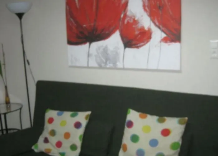 Flats-4u - Cosy, Quiet & Clean In The Apartament Bonn